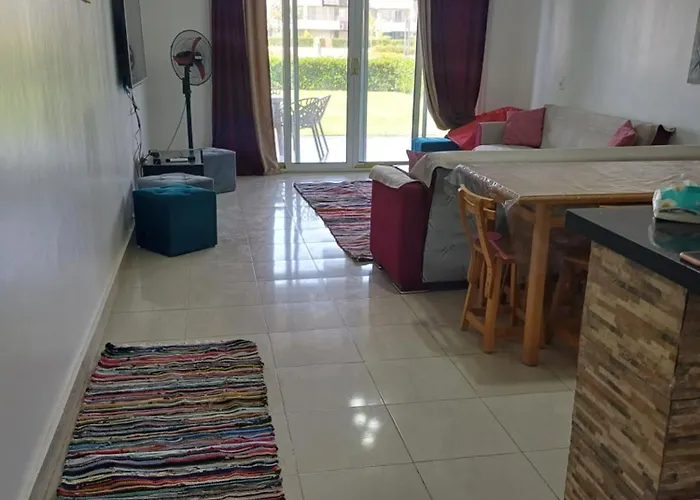 بقرية بلومار السخنة للعائلات فقط For Famillies Only Ajn-Szuhna