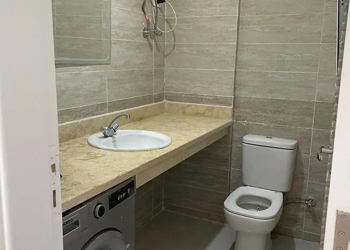 Alpesi faház بقرية بلومار السخنة للعائلات فقط For Famillies Only Ajn-Szuhna