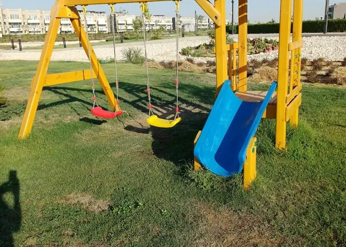 بقرية بلومار السخنة للعائلات فقط For Famillies Only * Ajn-Szuhna