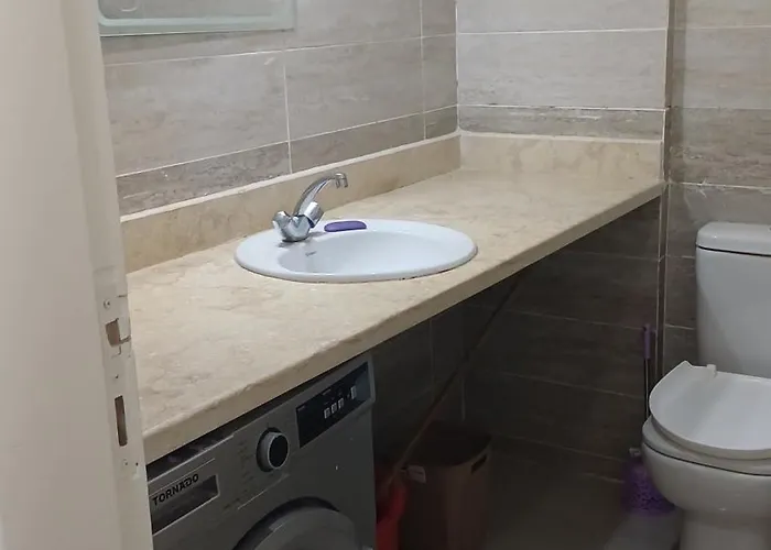 بقرية بلومار السخنة للعائلات فقط For Famillies Only Ajn-Szuhna
